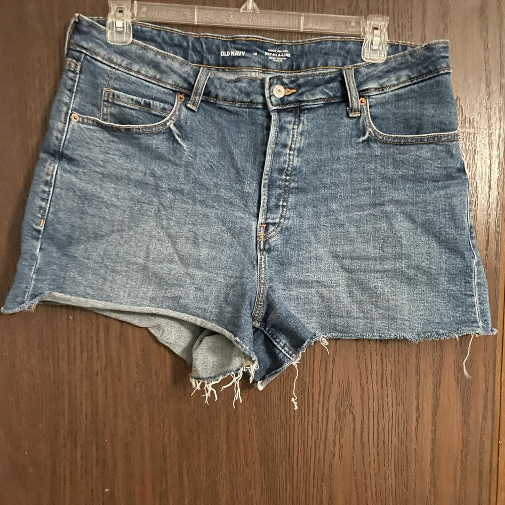 Old Navy plus size 16 Higher High Rise Sky High A-Line denim shirt inseam:3”